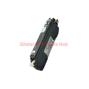 FS-V33CP KEYENCE Fiber Amplifier - M8 Connector PNP Main Unit Sensor